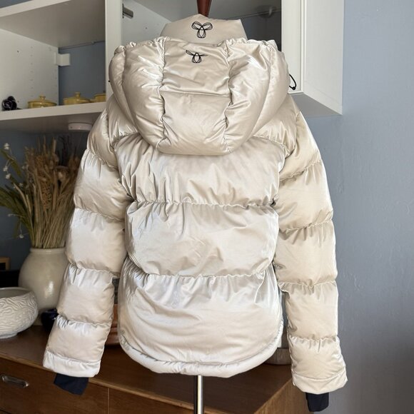 Aritzia The Super Puff Shorty Liquid Shine Birch Down Cropped Puffer Jacket XS - Picture 4 of 9
